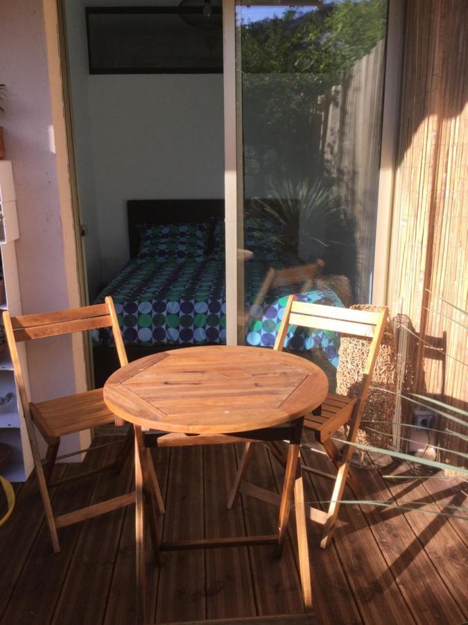 Calme Et Cosy Proche Quartier Port Apartment Nizza